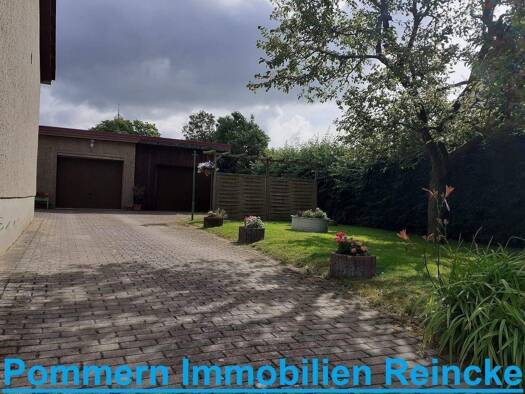 Einfamilienhaus zum Kauf provisionsfrei 225.000 € 5 Zimmer 115 m² 766 m² Grundstück Zur Pferdekoppel 2 Anklam 17389