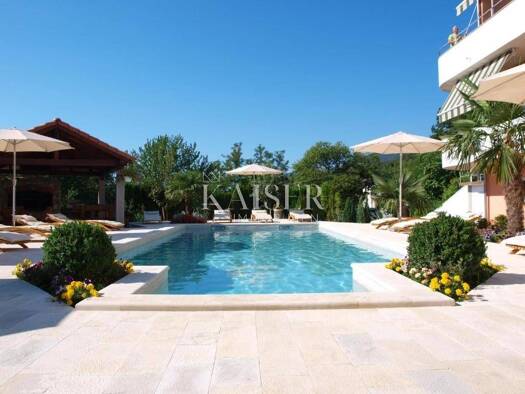 Haus zum Kauf 1.440.000 € 16 Zimmer 504 m² Ika, Opatija - Okolica Ičići