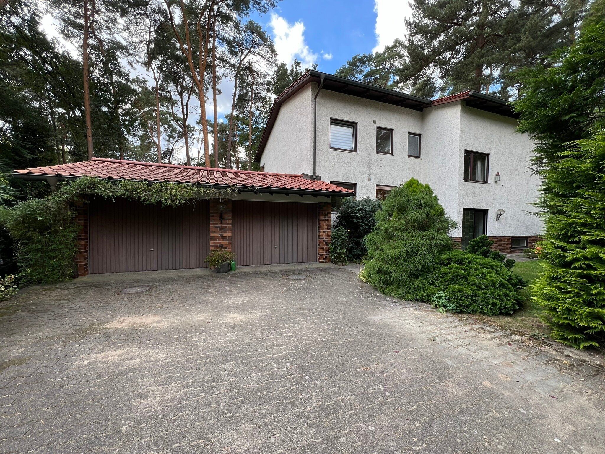 Mehrfamilienhaus zum Kauf 1.375.000 € 10 Zimmer 242,1 m²<br/>Wohnfläche 1.217 m²<br/>Grundstück Eltviller Straße 5a Frohnau Berlin 13465