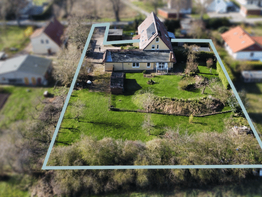 Einfamilienhaus zum Kauf provisionsfrei 329.000 € 8 Zimmer 203 m² 2.375 m² Grundstück frei ab sofort Radegast Satow 18239