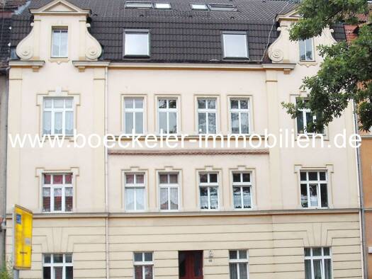 Wohnung zur Miete 510 € 3 Zimmer 93,2 m² 3. Geschoss frei ab sofort Naumburg Naumburg (Saale) 06618
