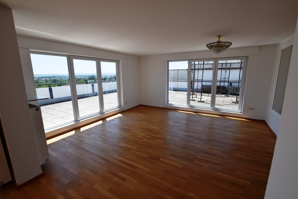 Penthouse zum Kauf 560.000 € 3 Zimmer 107 m²<br/>Wohnfläche 4.<br/>Geschoss Damm Aschaffenburg 63741