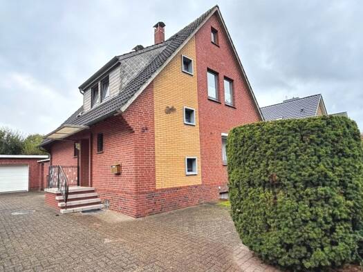 Einfamilienhaus zum Kauf 149.000 € 6 Zimmer 122,7 m² 740 m² Grundstück Coldewei-Himmelreich Wilhelmshaven 26388