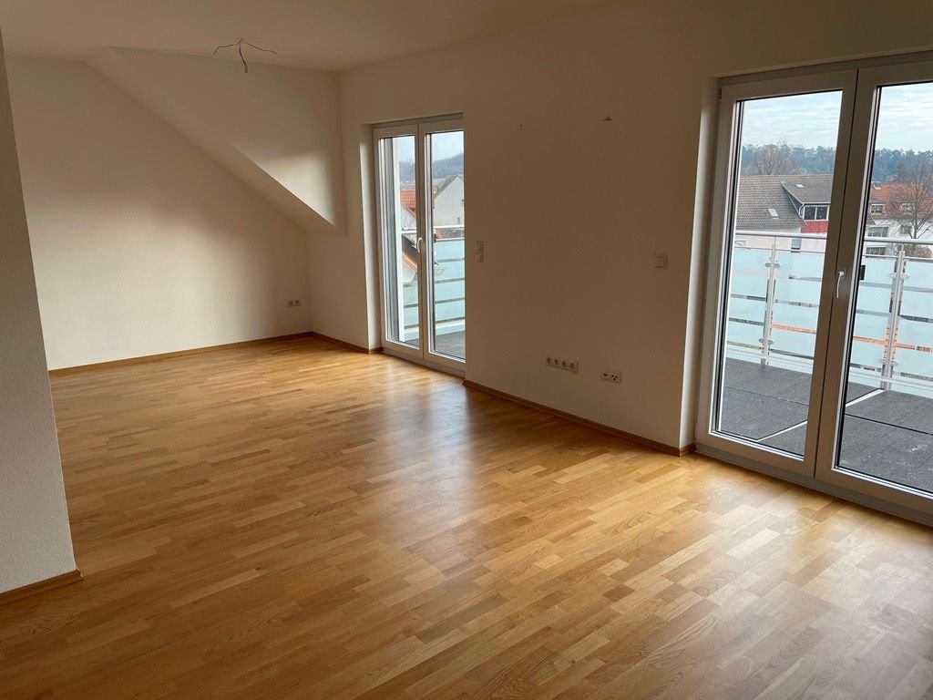 Wohnung zur Miete 880 € 3 Zimmer 80 m²<br/>Wohnfläche 01.02.2025<br/>Verfügbarkeit Niedervellmar Vellmar 34246