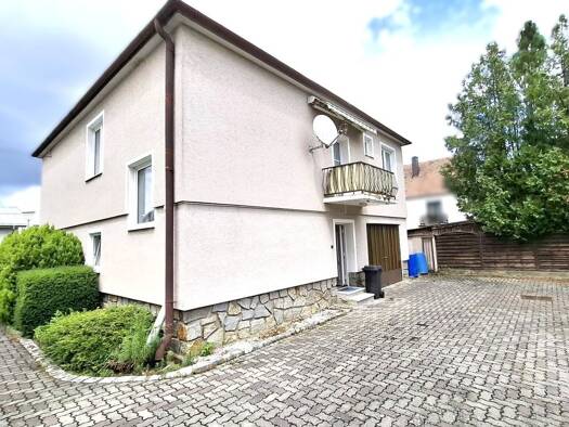Einfamilienhaus zum Kauf 270.000 € 3,5 Zimmer Laa an der Thaya 2136
