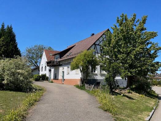 Einfamilienhaus zum Kauf provisionsfrei 304.000 € 8 Zimmer 196,7 m² 445 m² Grundstück Eberdinger Weg 9 Heimerdingen Ditzingen 71254