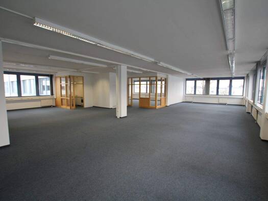 Büro zur Miete provisionsfrei 4 Zimmer 290 m² Bürofläche Boschstraße 6B Karlsfeld 85757
