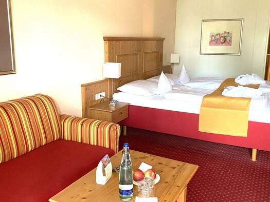 Studio zum Kauf 43.900 € 1 Zimmer 28 m² 2. Geschoss Bad Griesbach 94086