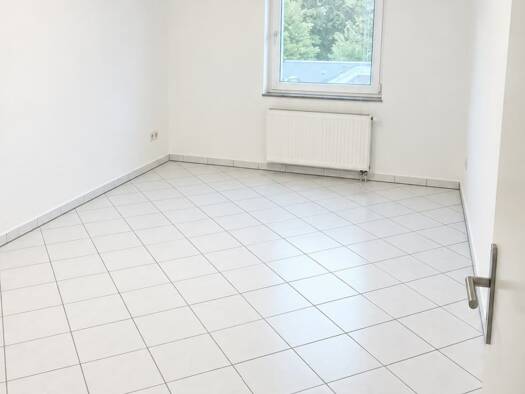 Wohnung zur Miete 800 € 2 Zimmer 64 m² Geschoss 2/4 frei ab 01.11.2026 Bessemerstraße Herrnhütte Nürnberg 90411