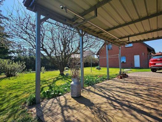 Einfamilienhaus zum Kauf 359.000 € 5 Zimmer 126 m² 1.233 m² Grundstück Butzow 17392