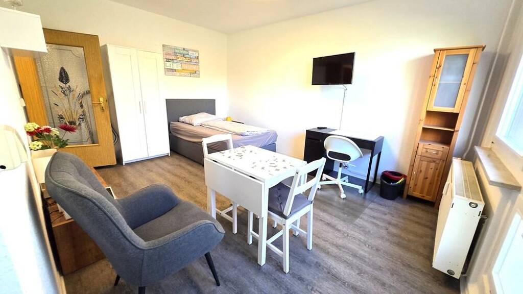 Wohnung zur Miete Wohnen auf Zeit 790 € 1 Zimmer 27 m² frei ab 31.03.2026 Kleinpestitz/Mockritz Dresden 01189