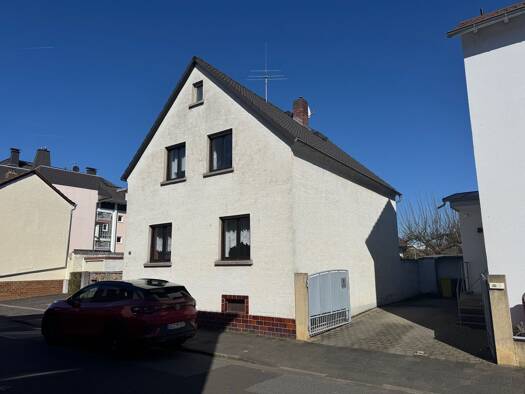 Haus zum Kauf 430.000 € 5 Zimmer 110 m² 698 m² Grundstück frei ab sofort Obertshausen 63179
