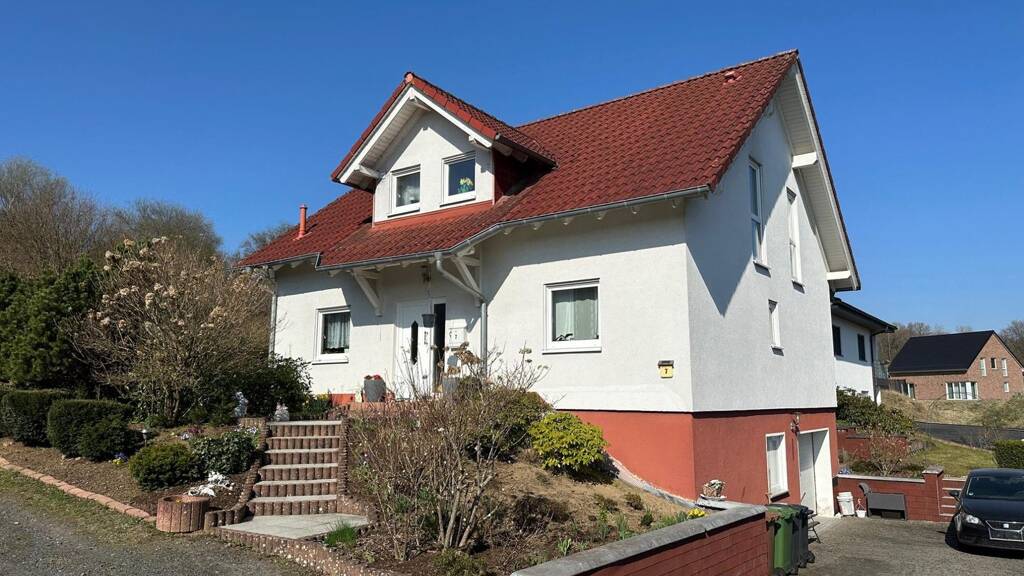 Einfamilienhaus zum Kauf 369.000 € 8 Zimmer 189 m² 803 m² Grundstück Hergenroth 56457