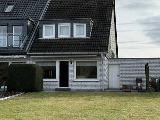 Doppelhaushälfte zum Kauf 399.500 € 3 Zimmer 112,6 m² 397 m² Grundstück Burgaltendorf Essen 45289