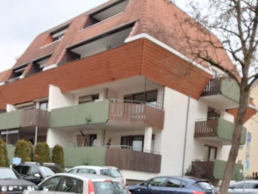 Wohnung zur Miete 950 € 3,5 Zimmer 94 m² Geschoss 1/4 frei ab 01.04.2026 Plochingen 73207