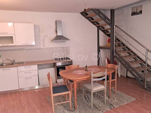 Wohnung zur Miete 700 € 2 Zimmer 50 m² 1. Geschoss Trogir 21220