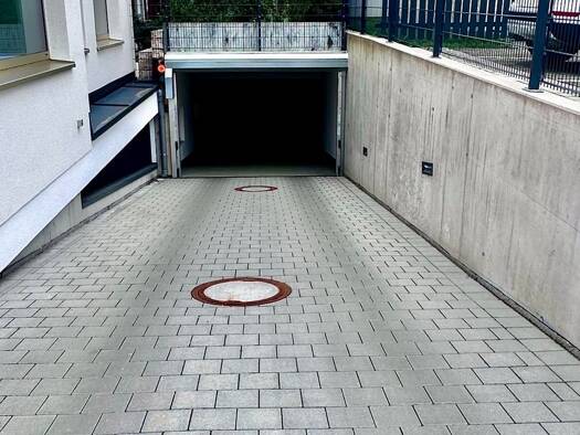 Tiefgarage zur Miete provisionsfrei 90 € 10 m² Oberau Freiburg im Breisgau 79102