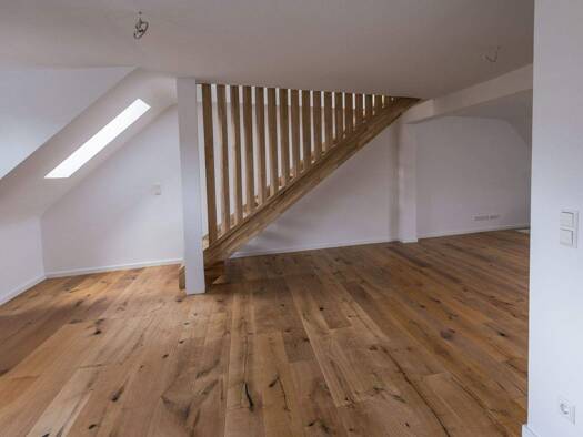 Maisonette zur Miete 1.395 € 3 Zimmer 100 m² 3. Geschoss Degerloch Stuttgart 70597