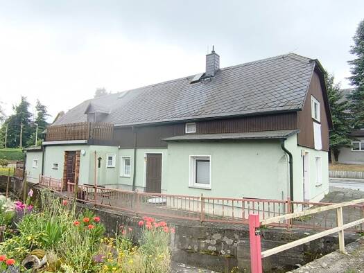 Einfamilienhaus zum Kauf 84.900 € 7 Zimmer 150 m² 328 m² Grundstück frei ab 01.09.2026 Frankenthal 01909