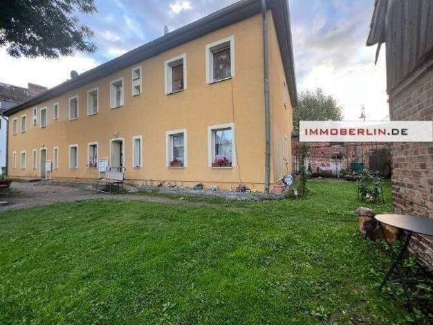 Mehrfamilienhaus zum Kauf als Kapitalanlage geeignet 425.000 € 430 m² 1.950 m² Grundstück Steintoch Letschin 15324