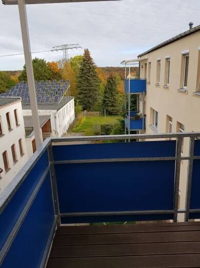 Wohnung zur Miete 420 € 3 Zimmer 79 m² 1. Geschoss frei ab 01.10.2025 Limbach-Oberfrohna Limbach-Oberfrohna 09212