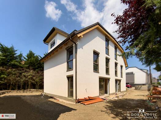 Doppelhaushälfte zum Kauf - Erstbezug 519.000 € 6 Zimmer 104,7 m² frei ab 30.09.2026 Donaustadt 1220