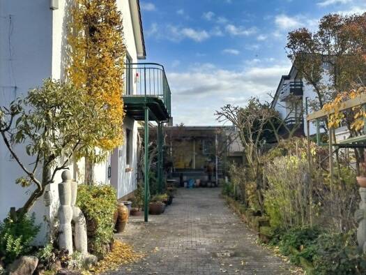 Mehrfamilienhaus zum Kauf 849.000 € 7 Zimmer 185 m² 1.050 m² Grundstück Neuostheim Neuostheim / Neuhermsheim 68163