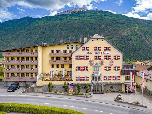 Hotel zum Kauf 2.276 m² Grundstück Hauptstraße 5 Tarrenz 6464