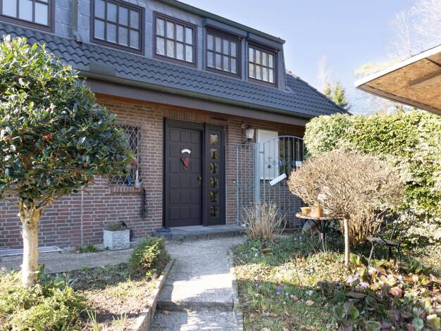 Doppelhaushälfte zum Kauf 785.000 € 4 Zimmer 122 m² 700 m² Grundstück Glinde 21509