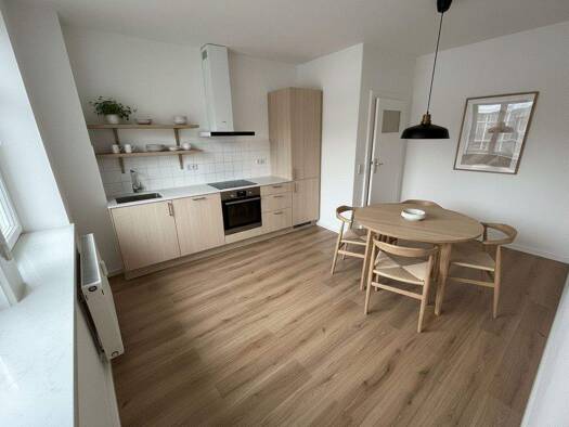 Wohnung zur Miete 310 € 2 Zimmer 53 m² 2. Geschoss frei ab sofort Lungwitzer Straße 30 Glauchau Glauchau 08371