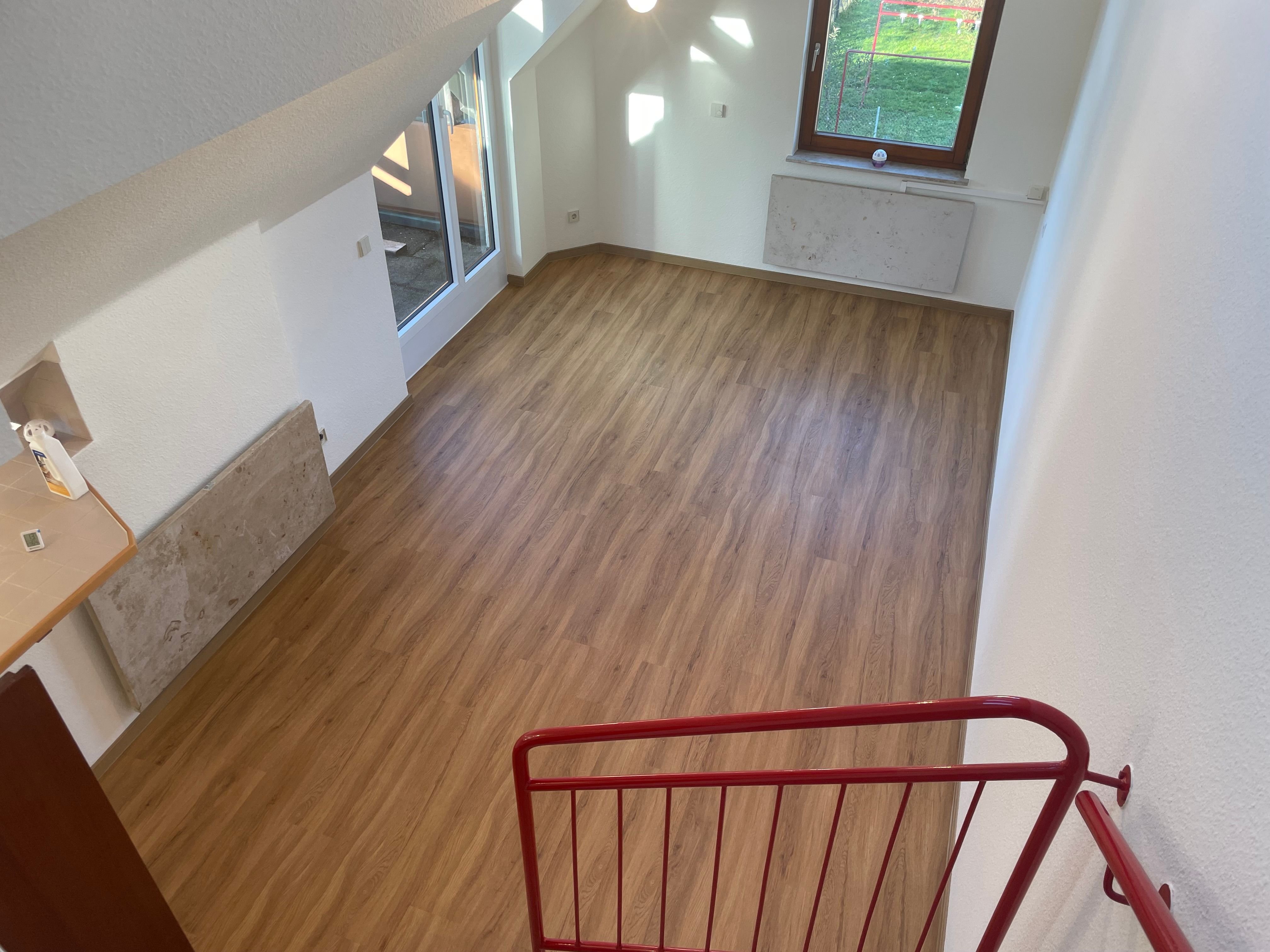 Maisonette zur Miete 1.050 € 3 Zimmer 82 m²<br/>Wohnfläche 2.<br/>Geschoss ab sofort<br/>Verfügbarkeit Schulstraße Reichenbach an der Fils 73262