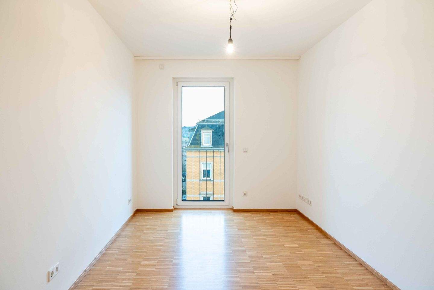 Property thumbnail 6