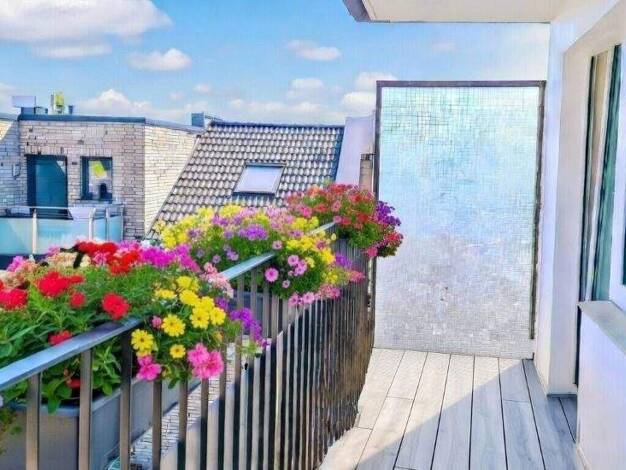 Mehrfamilienhaus zum Kauf als Kapitalanlage geeignet 687.000 € 14 Zimmer 374 m² 517 m² Grundstück Stadtmitte Mönchengladbach 41061