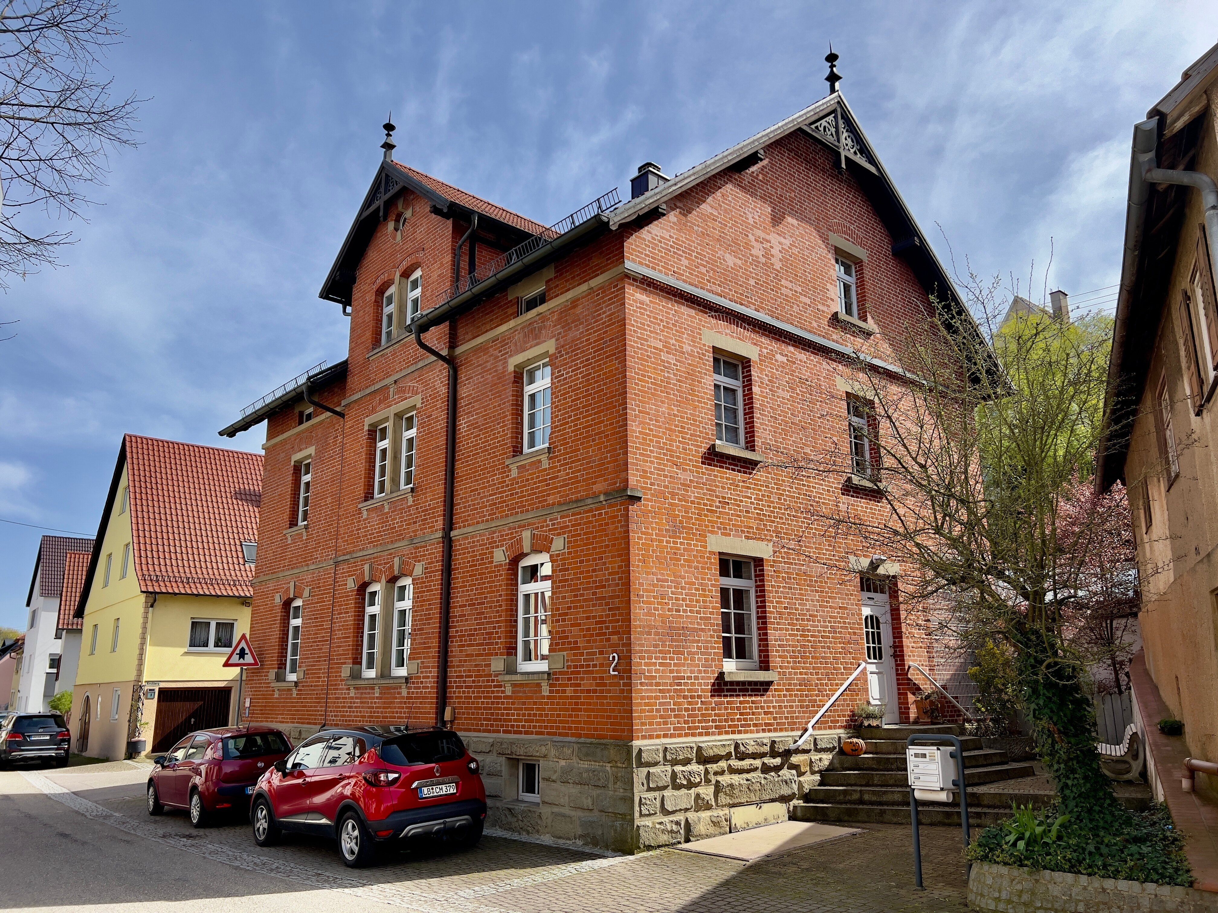 Mehrfamilienhaus zum Kauf 8 Zimmer 250 m²<br/>Wohnfläche 346 m²<br/>Grundstück Ottmarsheim Besigheim 74354