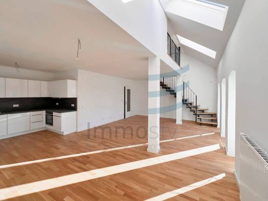 Maisonette zur Miete 1.100 € 2 Zimmer 98,1 m² 2. Geschoss Nauen 14641