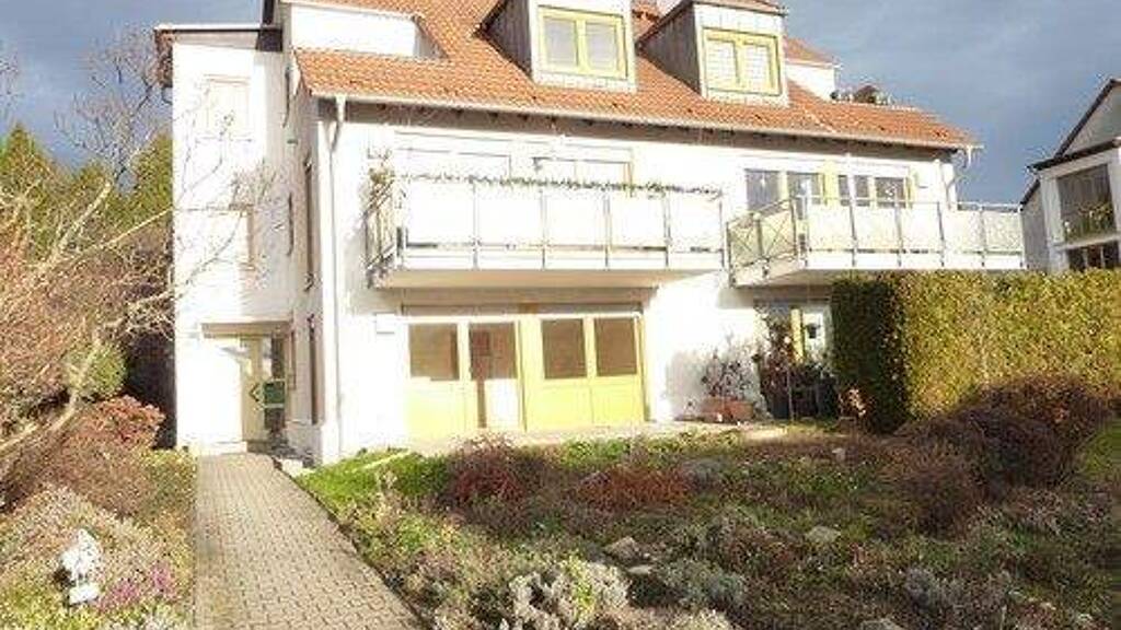 Terrassenwohnung zum Kauf 89.000 € 3 Zimmer 71,9 m² 2 Geschosse frei ab sofort Borkener Straße 8a Teuchern 06682