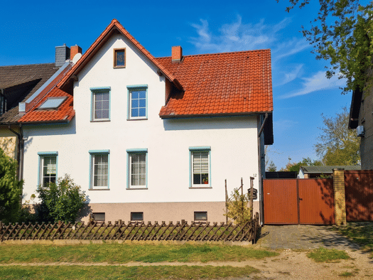 Doppelhaushälfte zum Kauf 299.000 € 6 Zimmer 160 m² 746 m² Grundstück Radewell-Osendorf Süd 06132