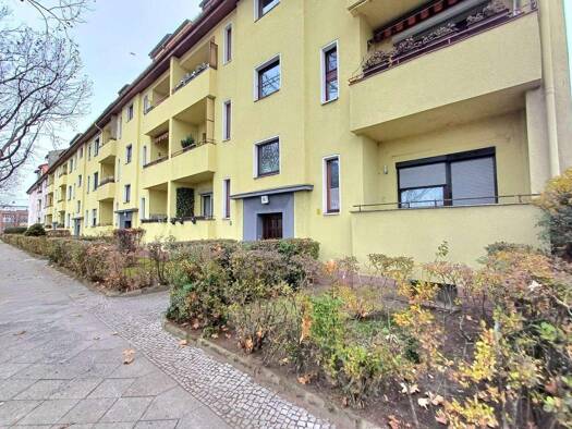 Wohnung zum Kauf 253.000 € 2 Zimmer 56,6 m² Komturstraße 75 Tempelhof Berlin 12099
