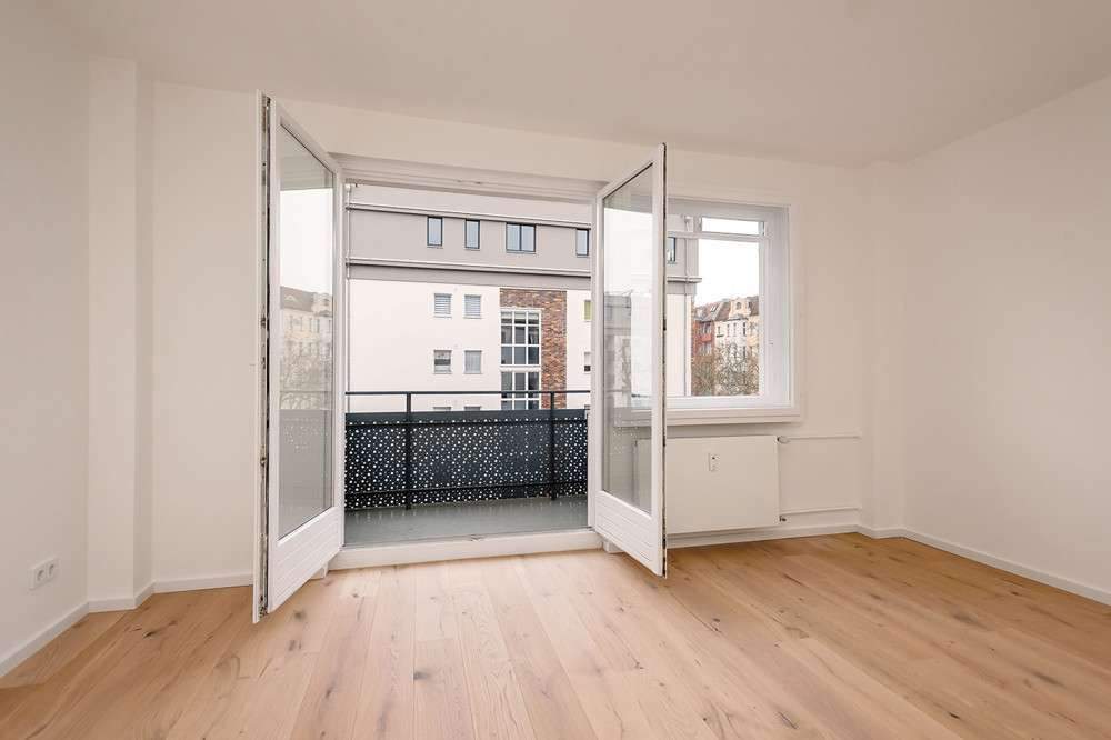 Modernisierte Zweizimmerwohnung mit Balkon am Bayerischen Viertel