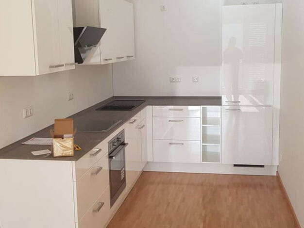 Wohnung zur Miete 1.350 € 2 Zimmer 67 m² 1. Geschoss frei ab 01.11.2025 Kurt-Schumacher-Strasse 120 Fürstenfeldbruck 82256