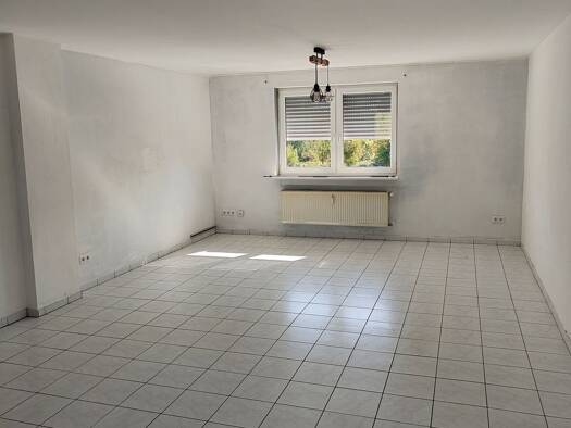 Terrassenwohnung zur Miete 800 € 3 Zimmer 100 m² Geschoss 1/3 frei ab sofort Schwalbach Schwalbach 66773