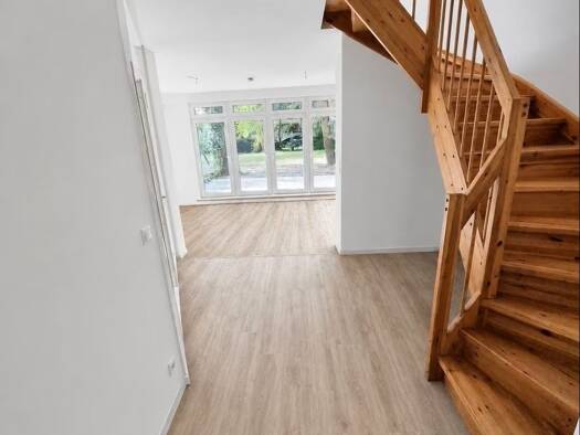 Wohnung zur Miete 1.900 € 6 Zimmer 142 m² Geschoss EG/2 frei ab 01.10.2026 Französisch Buchholz Pankow 13127