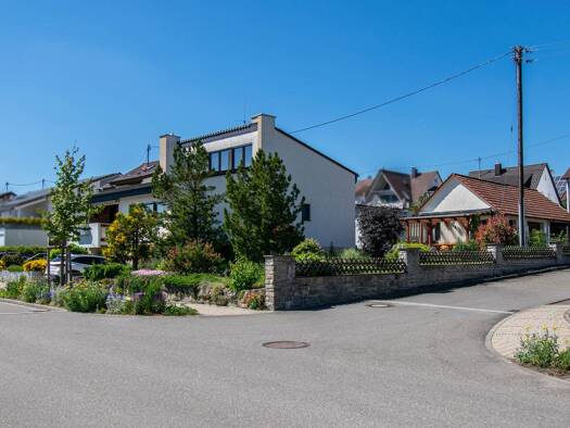 Einfamilienhaus zum Kauf 648.000 € 5 Zimmer 133 m² 752 m² Grundstück Sersheim 74372