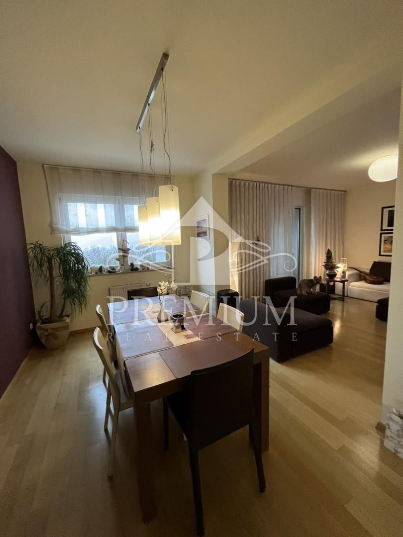 Wohnung zum Kauf 310.000 € 3 Zimmer 92 m²<br/>Wohnfläche Rijeka