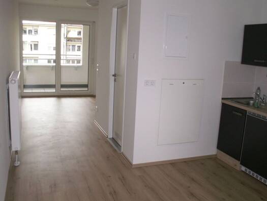 Studio zur Miete 585 € 1,5 Zimmer 30,1 m² Geschoss -3/5 frei ab 01.10.2026 Nordwestring St Johannis Weiterer Innenstadtgürtel West / Nord / Ost 90419