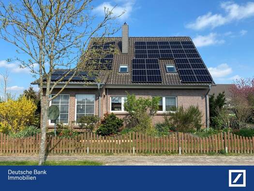 Einfamilienhaus zum Kauf provisionsfrei 365.000 € 7 Zimmer 150 m² 1.151 m² Grundstück Ihlenfeld Neubrandenburg 17034