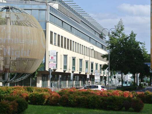 Büro zur Miete 17 € 585 m² Bürofläche Ludwig-Erhard-Platz 1 Wiesdorf Leverkusen 51373