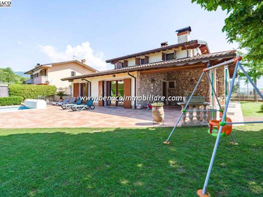 Haus zum Kauf 1.100.000 € 4 Zimmer 438 m² 700 m² Grundstück via De Gasperi Costermano sul Garda 37010