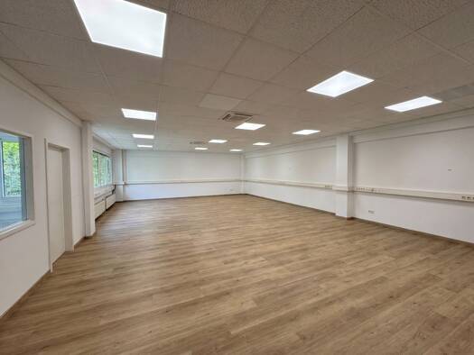 Bürofläche zur Miete provisionsfrei 2.660 € Otto-Brenner-Straße 8 a Willich 47877