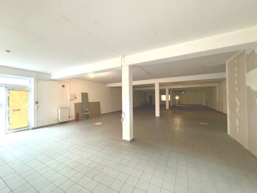 Laden zur Miete 9,50 € 2 Zimmer 238 m² Verkaufsfläche Iprump/Stickgras Delmenhorst 27751